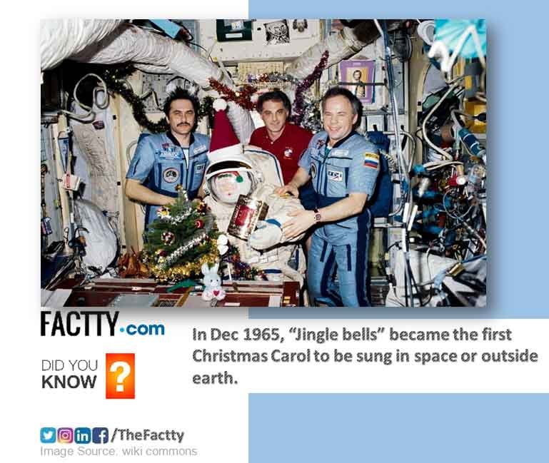 Christmas, celebration, outer space, astronauts, santa claus 